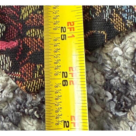 Elegant Floral Patterned Vest 1X - Picture 4 of 6